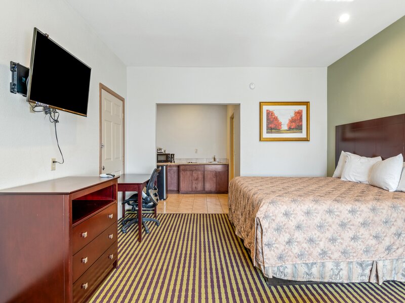 Classic Studio, 1 King Bed, Kitchenette King Room